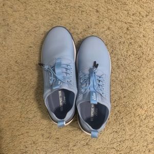 Clove shoes, size 9.5 in baby blue